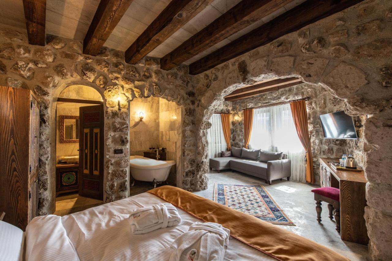 Foremanson Cave Hotel Nar ภายนอก รูปภาพ