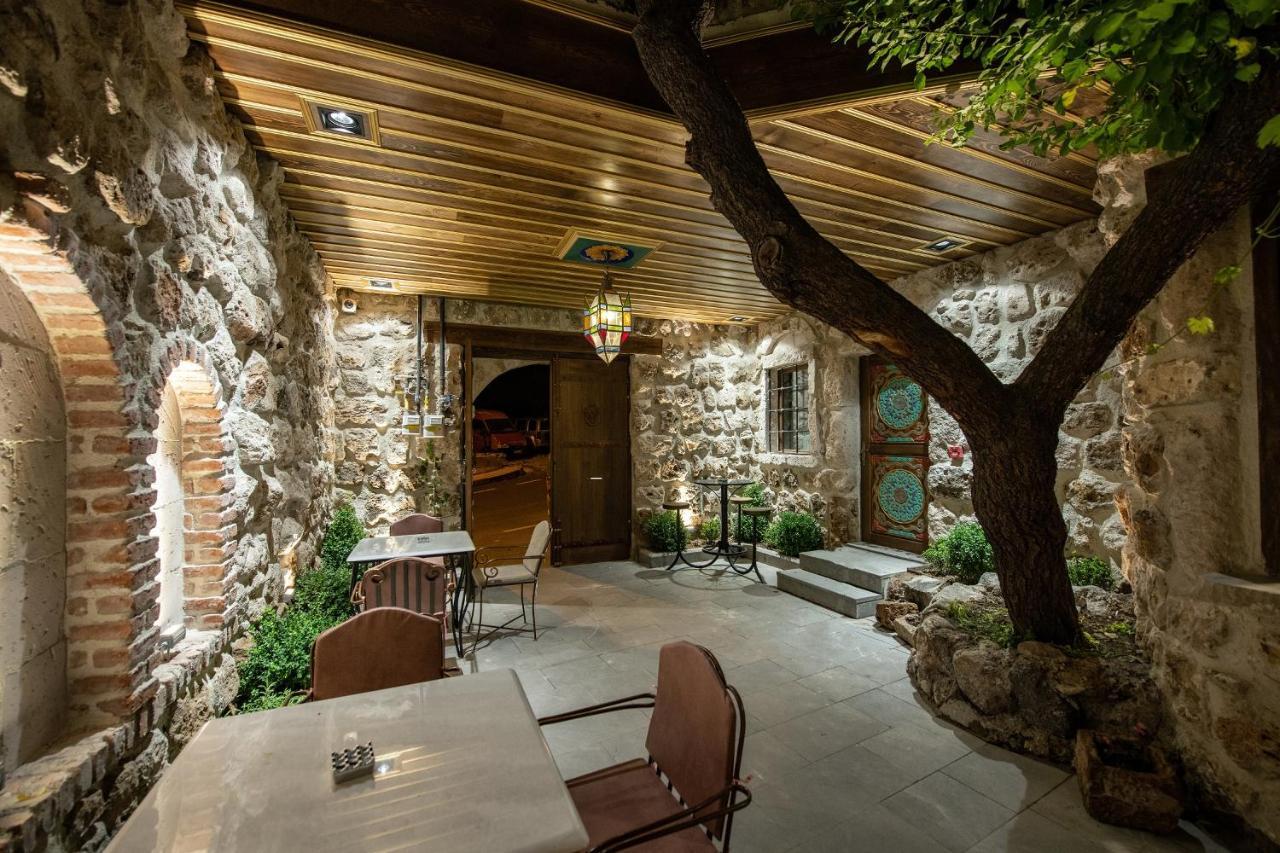 Foremanson Cave Hotel Nar ภายนอก รูปภาพ